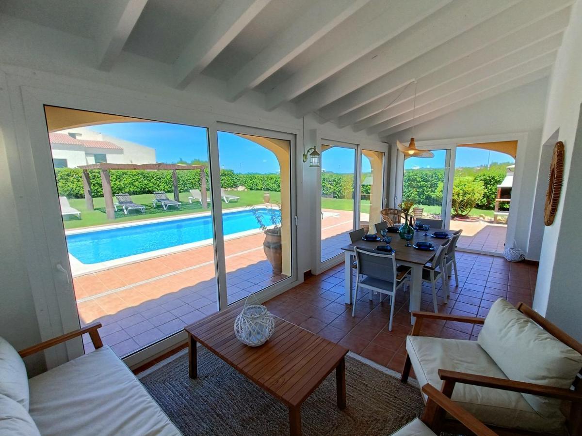 Villa Vega Relax En El Paraiso Es Mercadal Luaran gambar