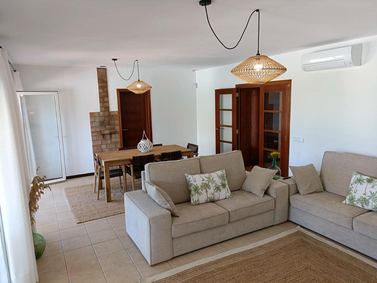 Villa Vega Relax En El Paraiso Es Mercadal Luaran gambar
