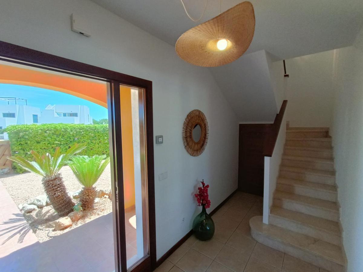 Villa Vega Relax En El Paraiso Es Mercadal Luaran gambar
