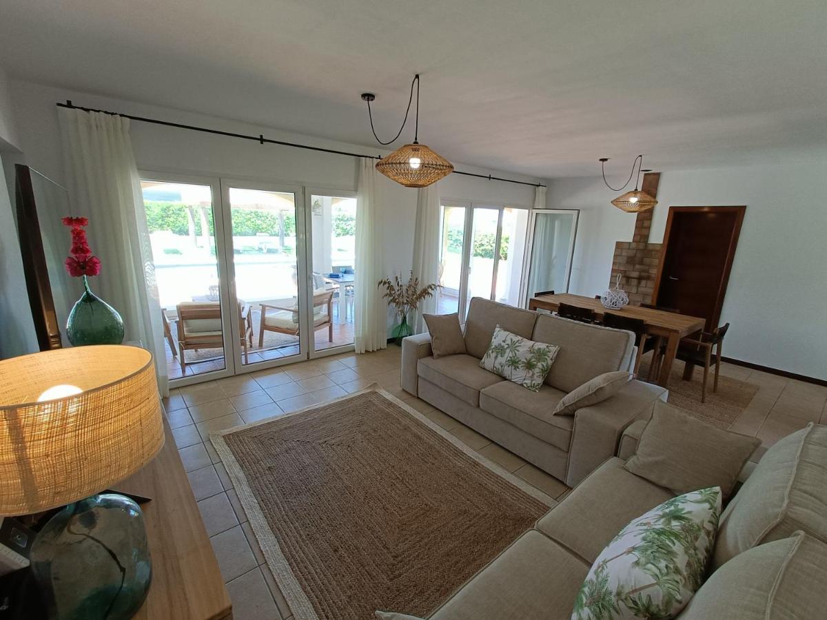 Villa Vega Relax En El Paraiso Es Mercadal Luaran gambar
