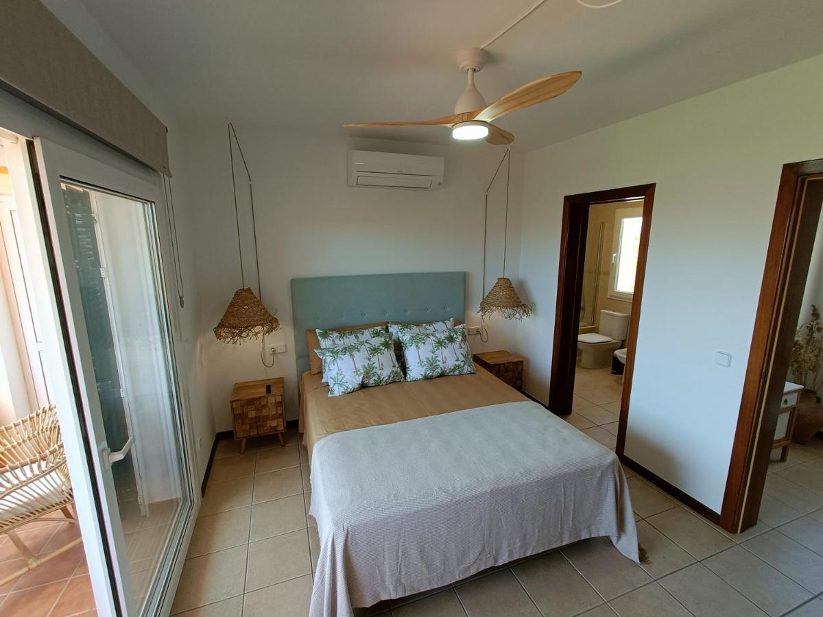 Villa Vega Relax En El Paraiso Es Mercadal Luaran gambar