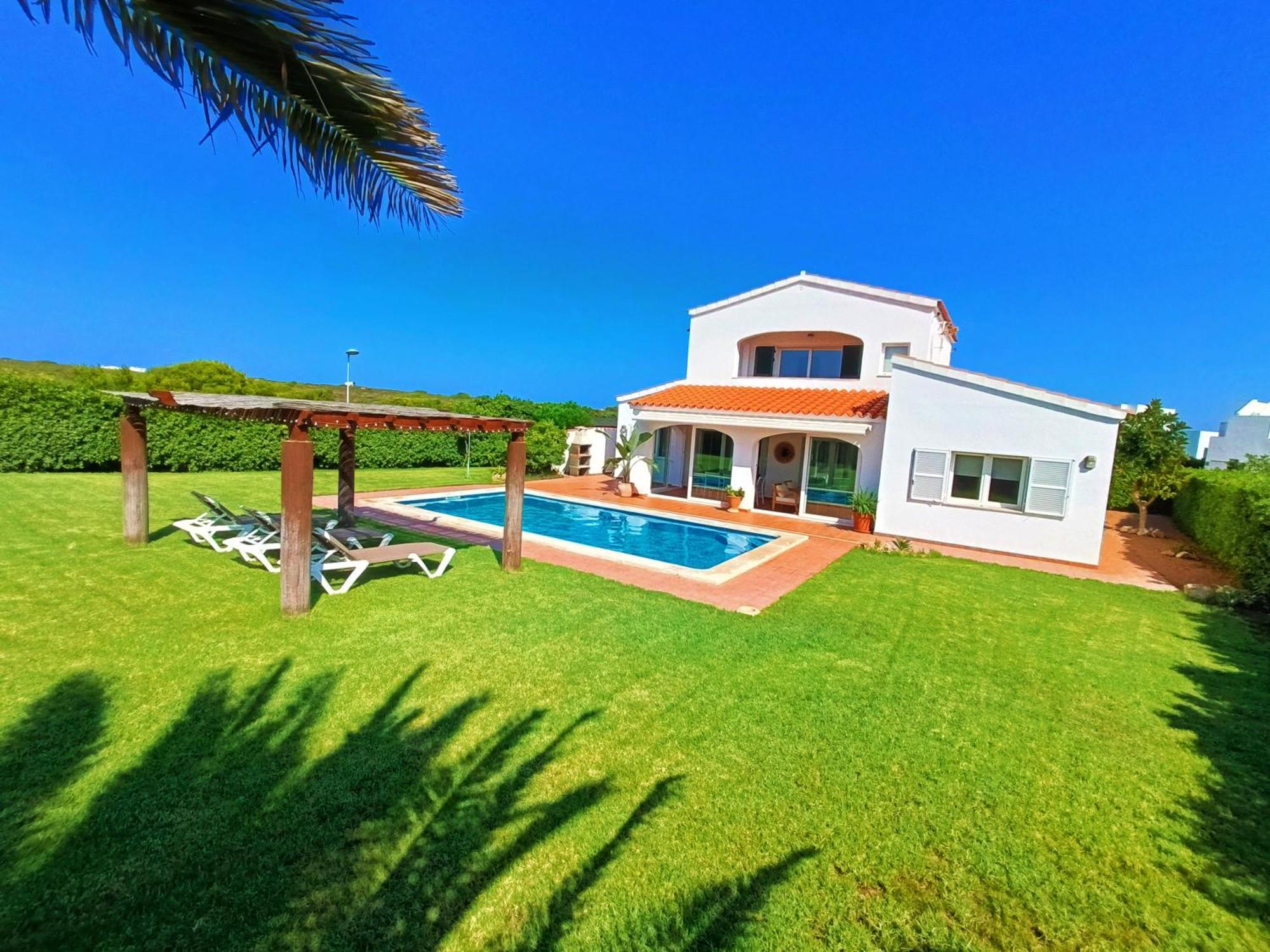 Villa Vega Relax En El Paraiso Es Mercadal Luaran gambar